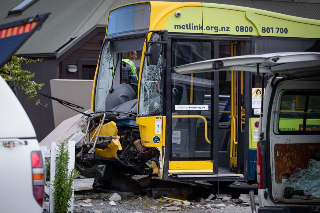 Bus crash in Lower Hutt