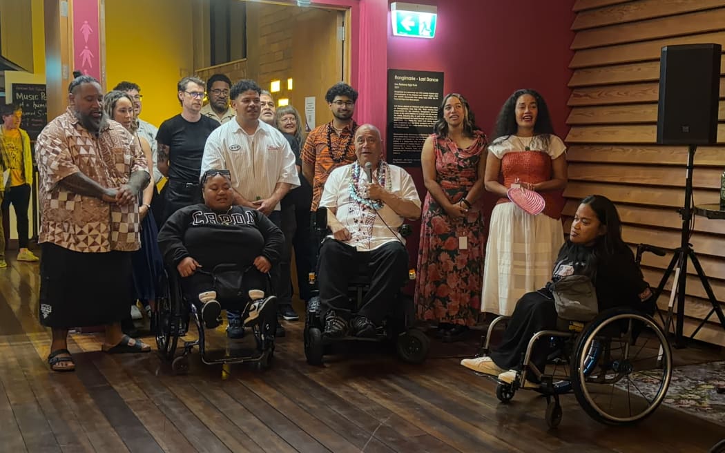 Standing ovation for Fonotī Pati Umaga's musical portrait | RNZ News