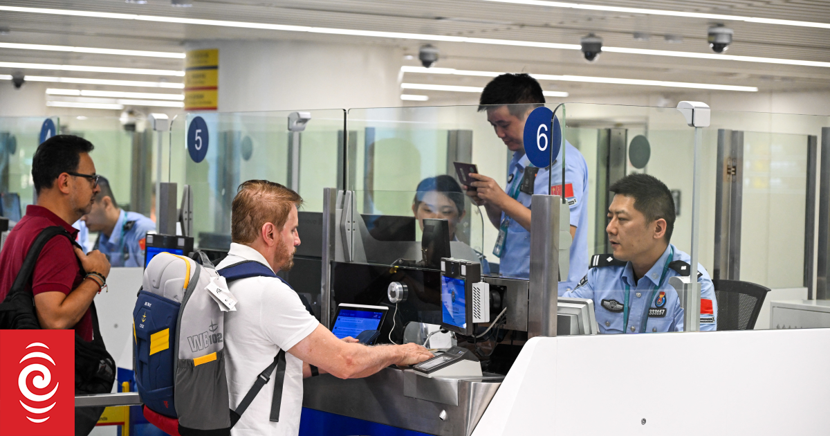 China extends visa-free policy to end-2026