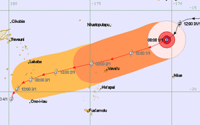 Map tracking Cyclone Ula