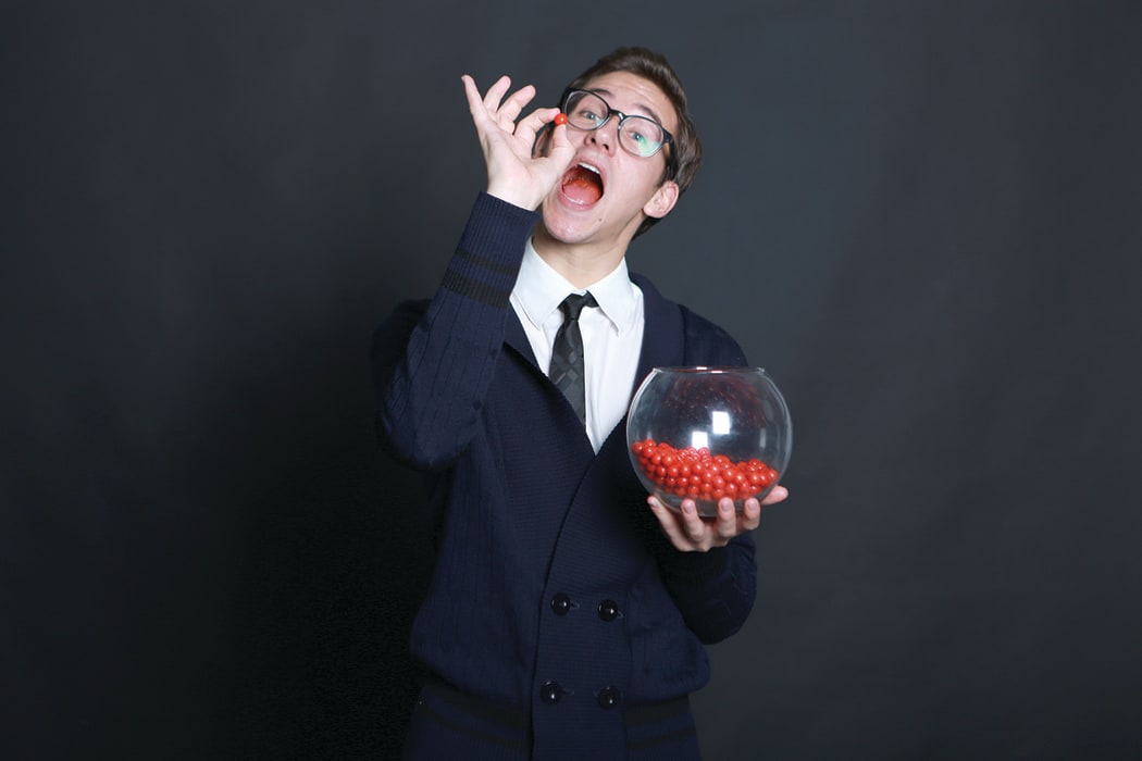 Jason Henderson cabaret performer