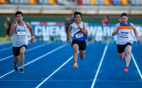 Kiwi sprinter Hayato Yoneto (centre) is raising funds to compete at the upcoming Pacific Games held in Solomon Islands this year