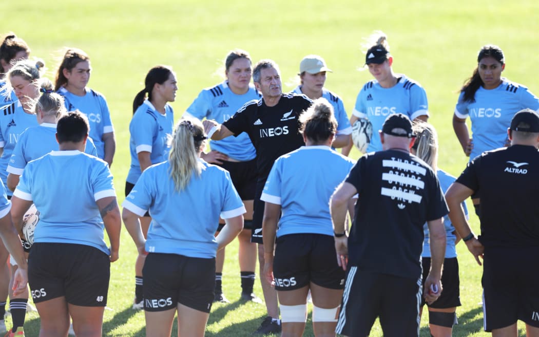 Black Ferns coach Wayne Smith