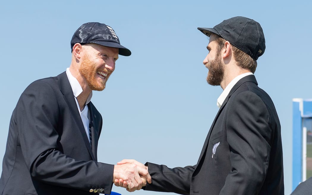 England's Ben Stokes shakes hands with New Zealand's Kane Williamson