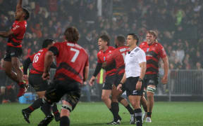 James O'Connor kicks the winning penalty against the Blues.