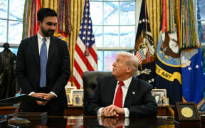 US President Donald Trump (R) meets with New York Mayor-elect Zohran Mamdani in the Oval Office of the White House in Washington, DC, on November 21, 2025. (Photo by Jim WATSON / AFP)
