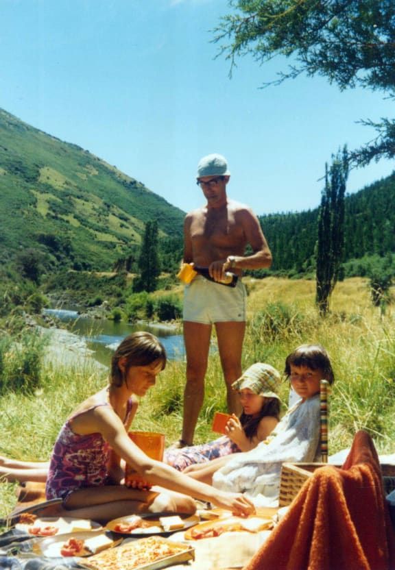 RNZ Concert Presenter Margaret Ogilvie and family 1975