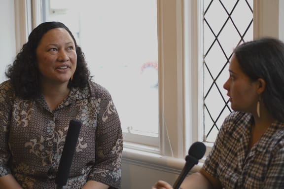 Awatea Mita and Kahu chat at Victoria University