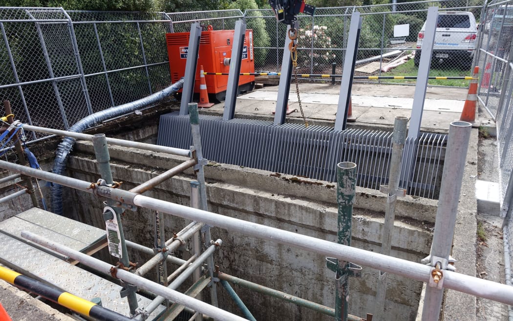The new pump screen, positioned on an incline, should be able to be cleared easier than the previous one.