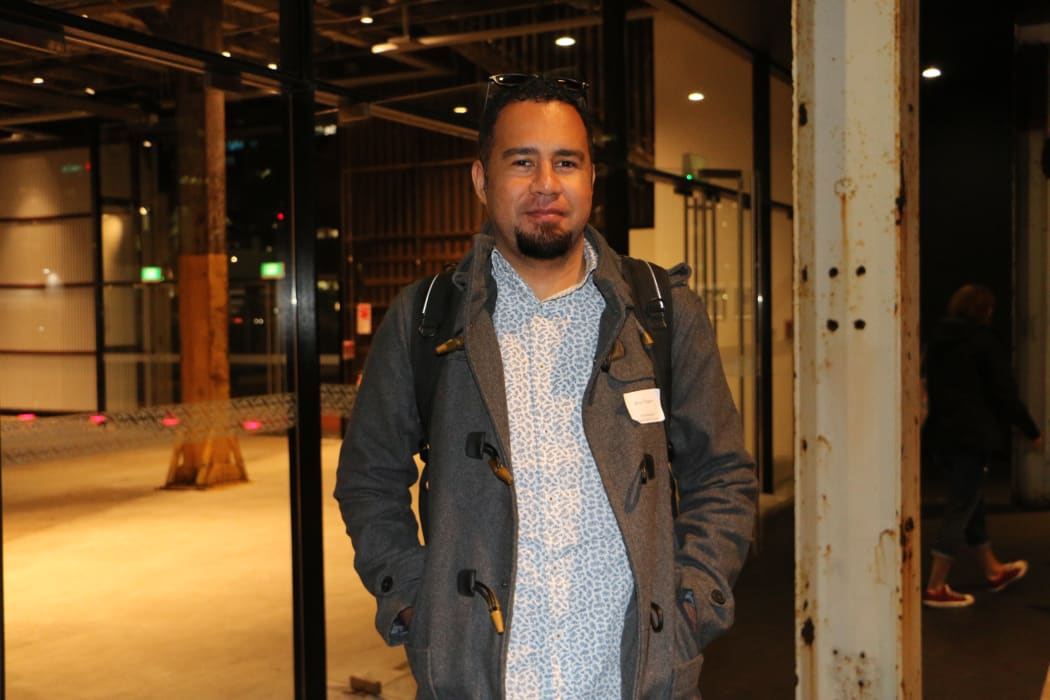 FFA Systems analyst, Ano Tisam.