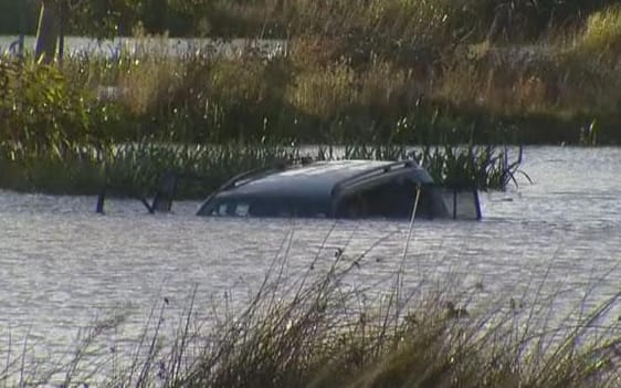 Screenshot of the car submerged in a Melbourne lake.