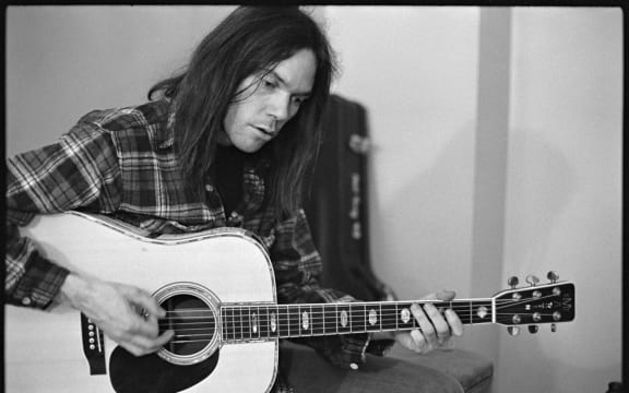 Neil Young, 1976
