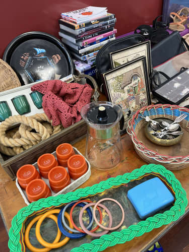Selling second-hand: Where do you go and what's the appetite? | RNZ