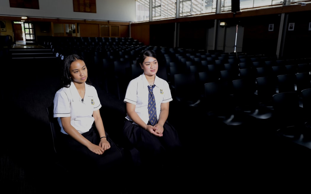 Ōtāhuhu students River (left) and Grace (right)