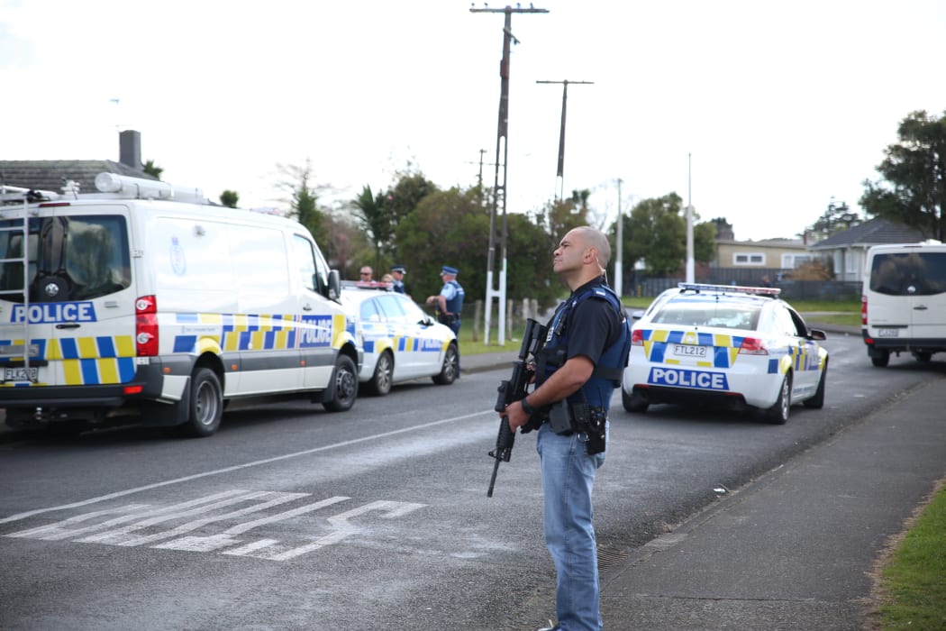 The Armed Offenders Squad is in Papakura where a man is believed to be inside a house with a firearm.