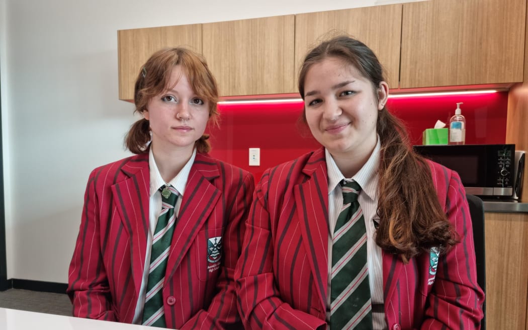 Nikita Anderson, left, was one of the students who raised the survey with Principal Law and Head Student Olivia Kingi, right.