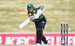 Central player Emma McLeod during their Dream 11 Super Smash match.