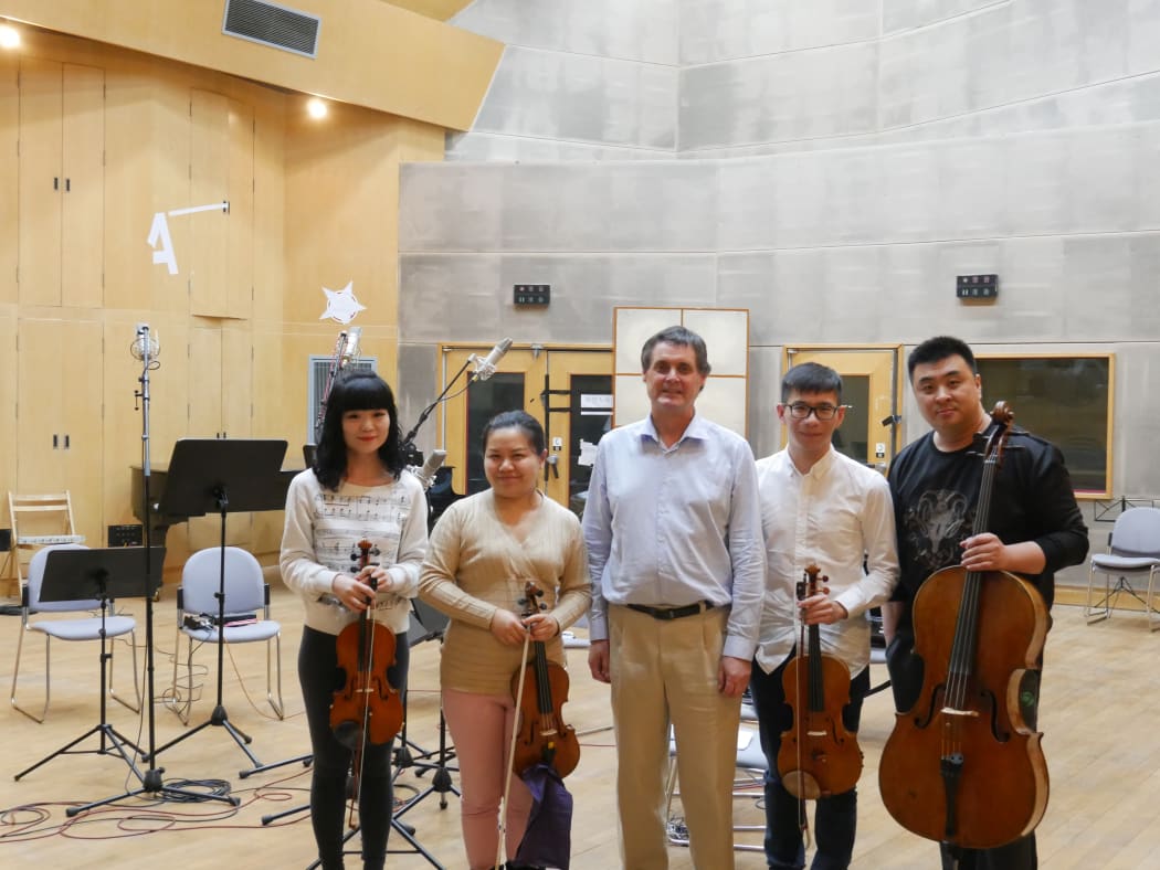 Martin-Lodge with the Polaris Quartet in 2017