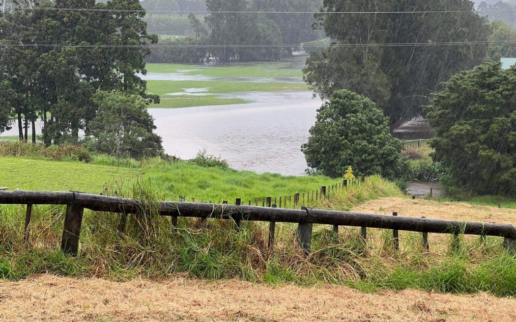 Flooding in Nixon Rd, Taupaki in Auckland