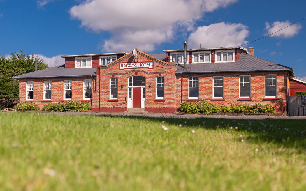 Blacks Hotel is featured in Peter Janssen's latest book, New Zealand Pubs.