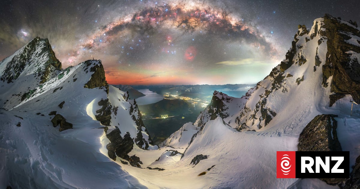 Starry-eyed photographer wins Milky Way photo contest for third time