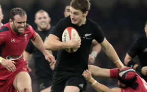 All Blacks first-five Beauden Barrett wants to play Rugby Sevens at the Rio Olympics.