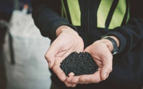Treadlite New Zealand are working to develop viable and sustainable uses for end-of-life (EOL) and recycled tyres in New Zealand, including the roading sector.