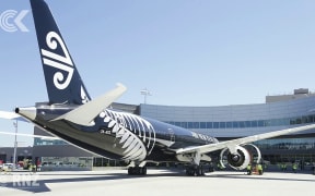 Air NZ lifts profit by $390m: RNZ Checkpoint