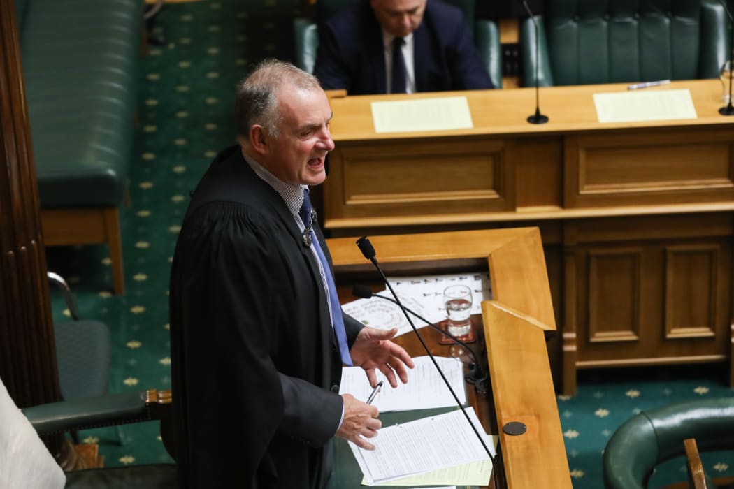 The Speaker, Trevor Mallard aims an admonition at the government side