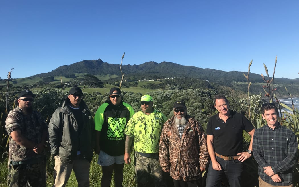 Te Iwi Tahi o Karioi possum control members