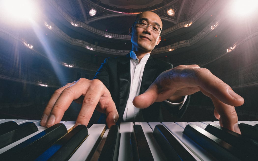 Pianist Jian Liu