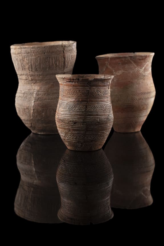 4lzgghb stonehenge beakers jpg 1