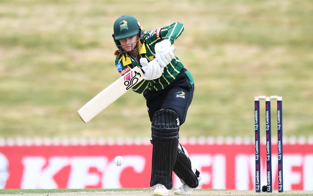 Central player Emma McLeod during their Dream 11 Super Smash match.