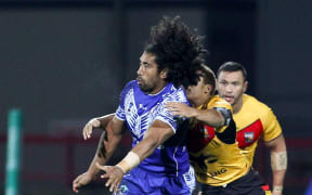 Sia Soliola playing for Samoa.
