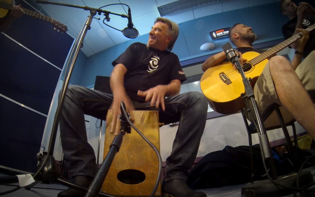 Warren Maxwell (left) and Rio Hemopo playing as Motu: Oileáin, a collaboration between Trinity Roots and four Irish musician friends.
