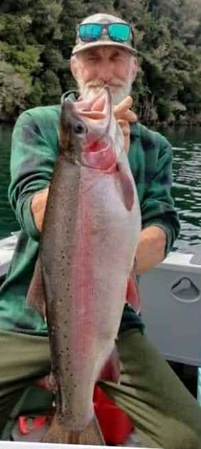 Trout poachers breaking rules at popular Ngongotahā fishing spot | RNZ