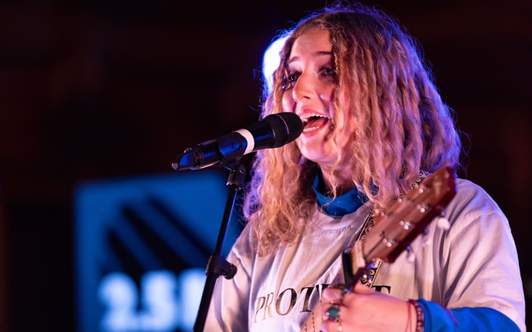Emerson, the winner of the Solo/duo category in Smokefree Rockquest 2024.
