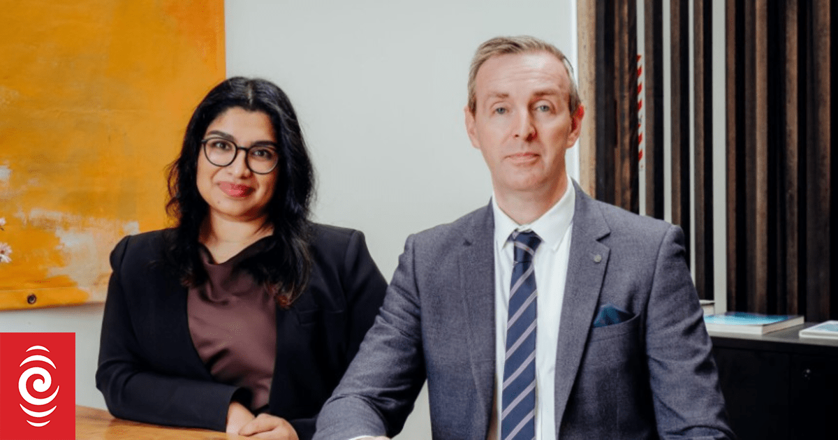 法律人士呼吁移民局实施更公平的签证申诉流程