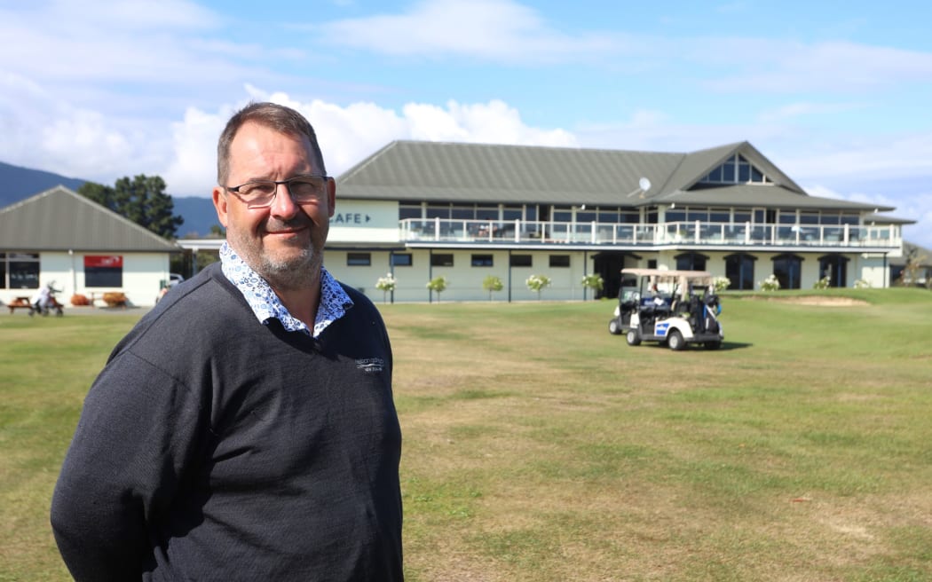 Nelson Golf Club general manager Tony Watkins said the club's appeal was a "pleaceholder" until it secures assurances from the airport.