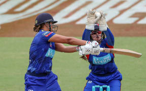 Otago Sparks batter Suzie Bates on her way to a match-winning innings against the Auckland Hearts in the women's Super Smash.