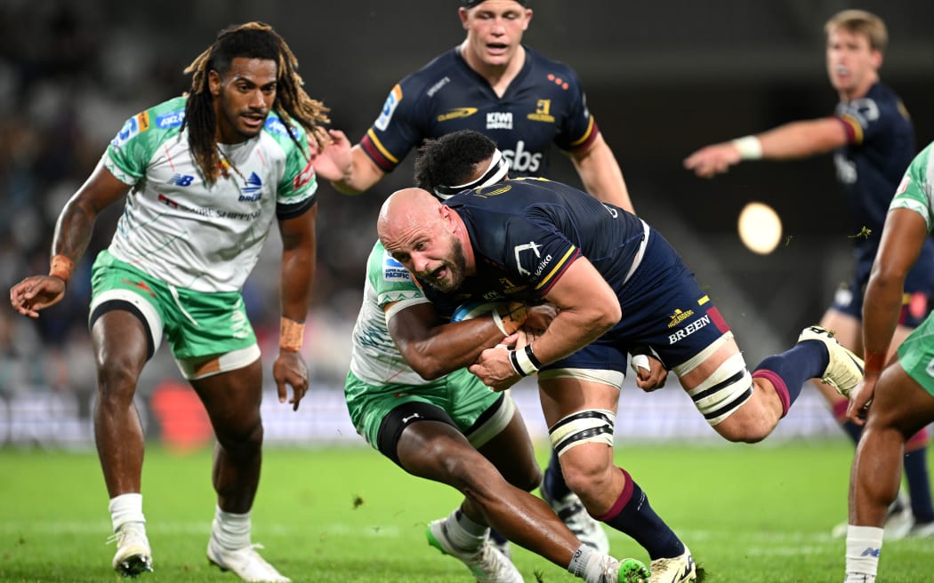 DUNEDIN, NEW ZEALAND - APRIL 12: Hugh Renton of the Highlanders charges forward during the round nine Super Rugby Pacific match between Highlanders and Fijian Drua at Forsyth Barr Stadium, on April 12, 2025, in Dunedin, New Zealand. (Photo by Joe Allison/Getty Images)
