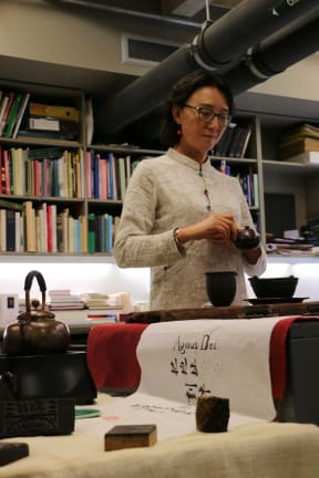 Tea ceremony performed by Huang Lihong