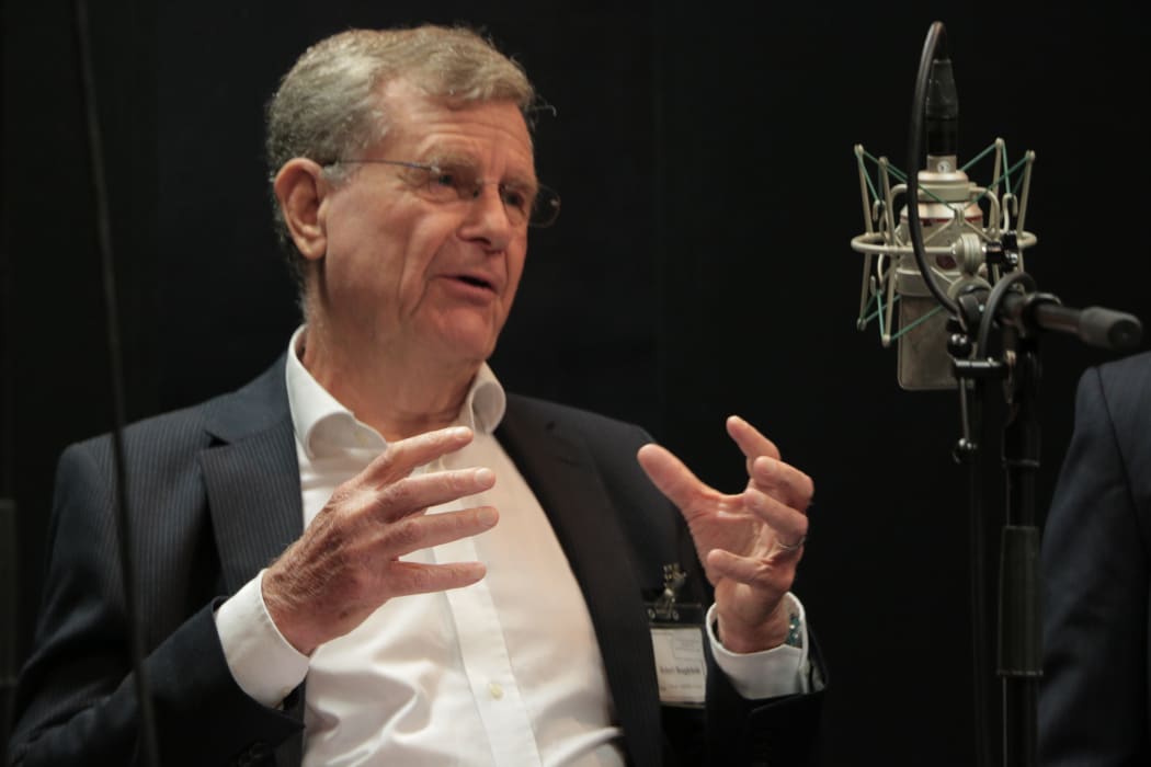 Independent Global Health Practitioner Robert Beaglehole.