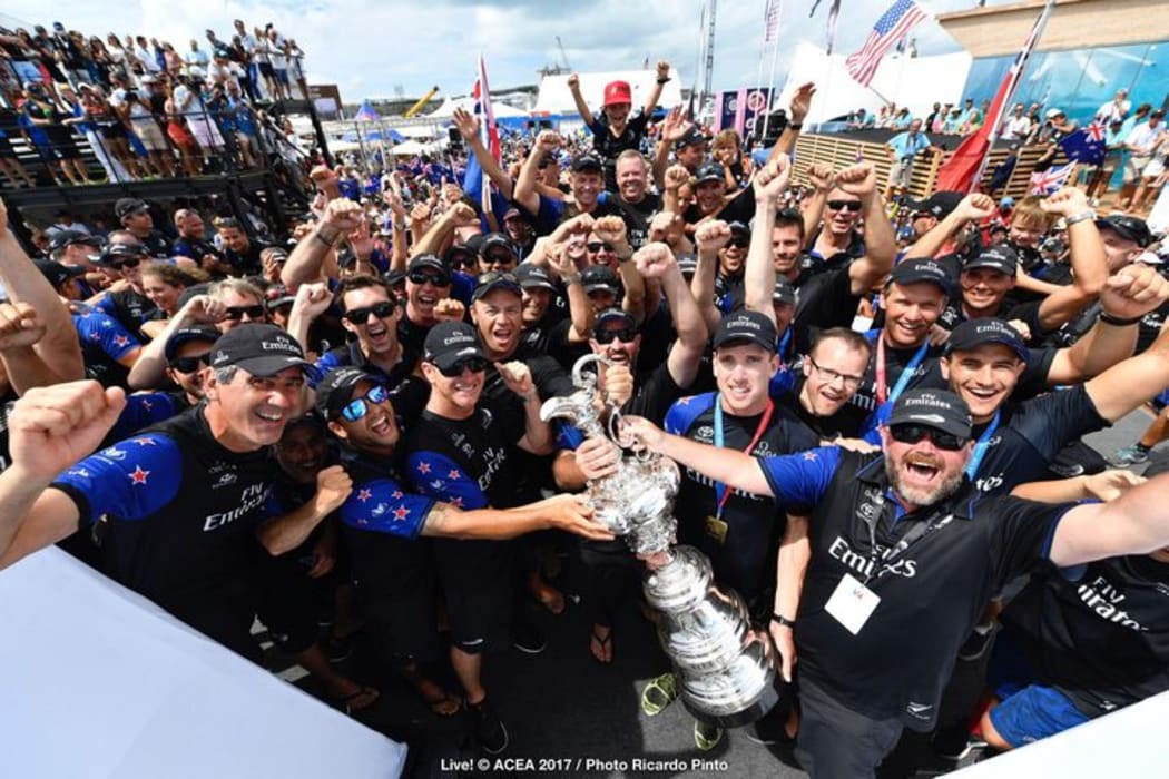 Team NZ is bringing the Auld Mug home after 14 years away with a 7-1 win over Oracle Team USA in Bermuda.
