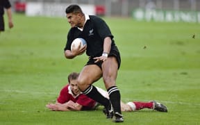 All Black Va'aiga Tuigamala aka Inga the Winger playing against Canada in 1991 World Cup.