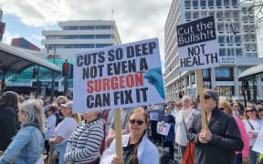 Thousands protest in Dunedin over changes to the hospital construction.