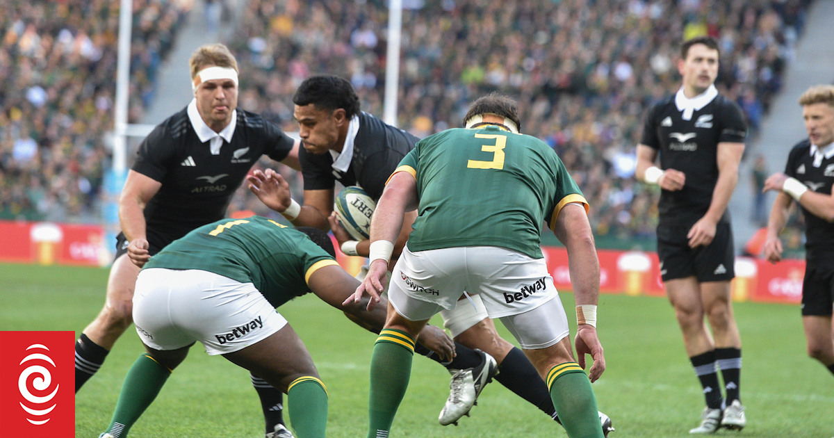Springboks inflict more pain on All Blacks with 18-12 win | RNZ News