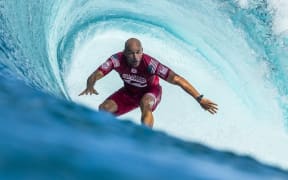 Surfing legend Kelly Slater will compete in New Zealand for the first time since 1993.