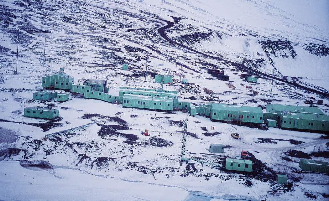 Lianne Dalziel will stay at Scott Base, established by Sir Edmund Hillary.