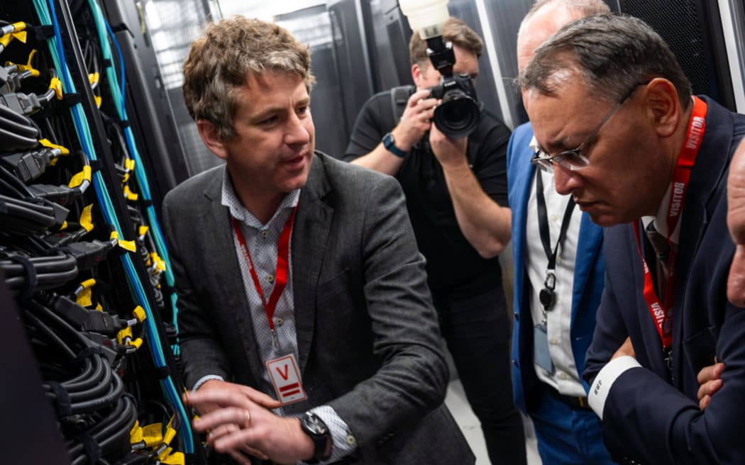 Jess Robertson - Chief Scientist Advanced Technology, NIWA and Science Minister Shane Reti at CDC NZ.